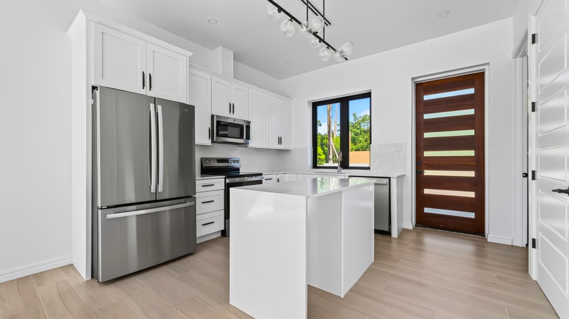 Sorelle - Brand New 1 Bed / 1.5 Bath Condo