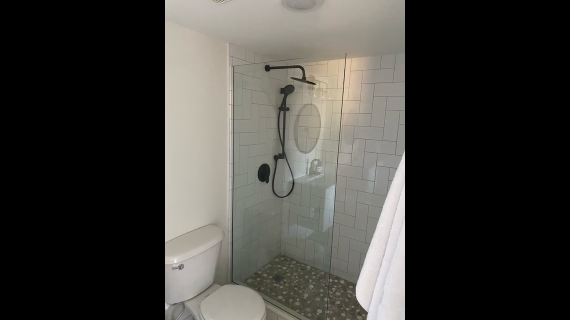 Ocean Club Renovated 2 Bed 2.5 Bath