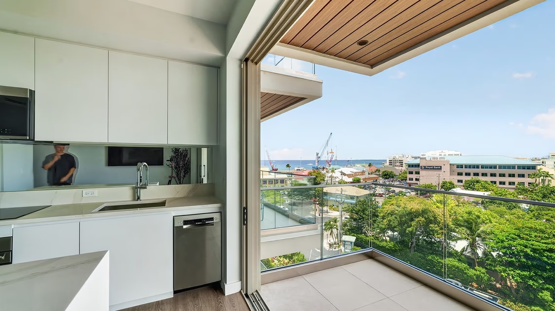 One Gt 1 Bed + Den - Unit 507