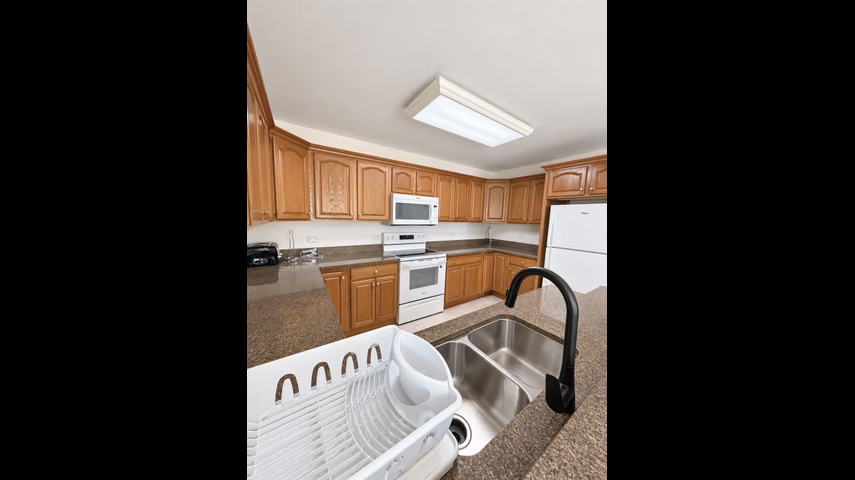 Pet - Friendly South Shore – Spacious 3 - Bedroom With Ocean & Pool Views | Unit 20