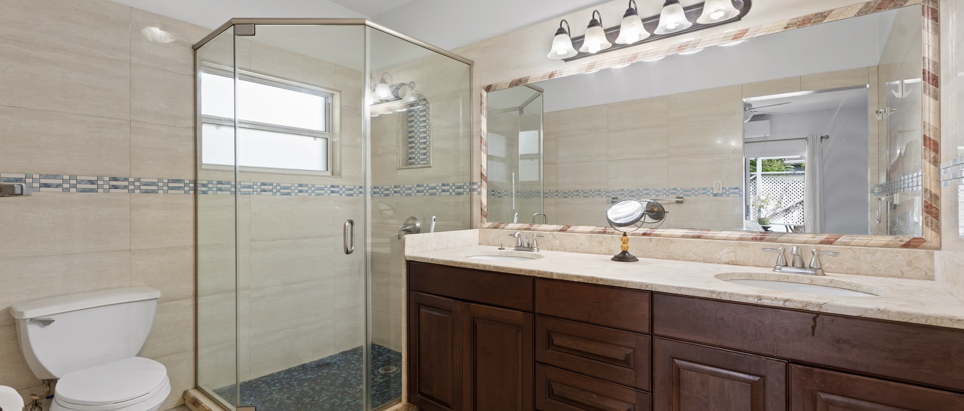 Beach Bay Duplex - X2 Homes. Both 2 Bed, 2 Bath With Double Garages