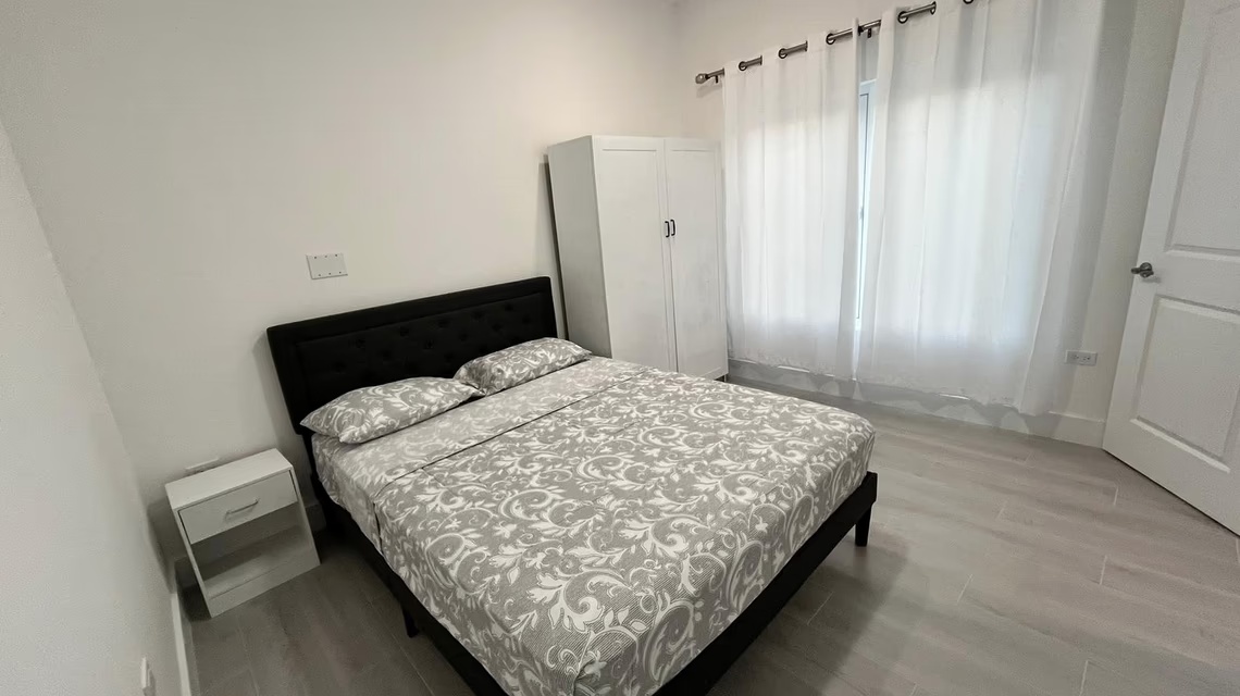 2 Bed 1 Bath Halifax Garden