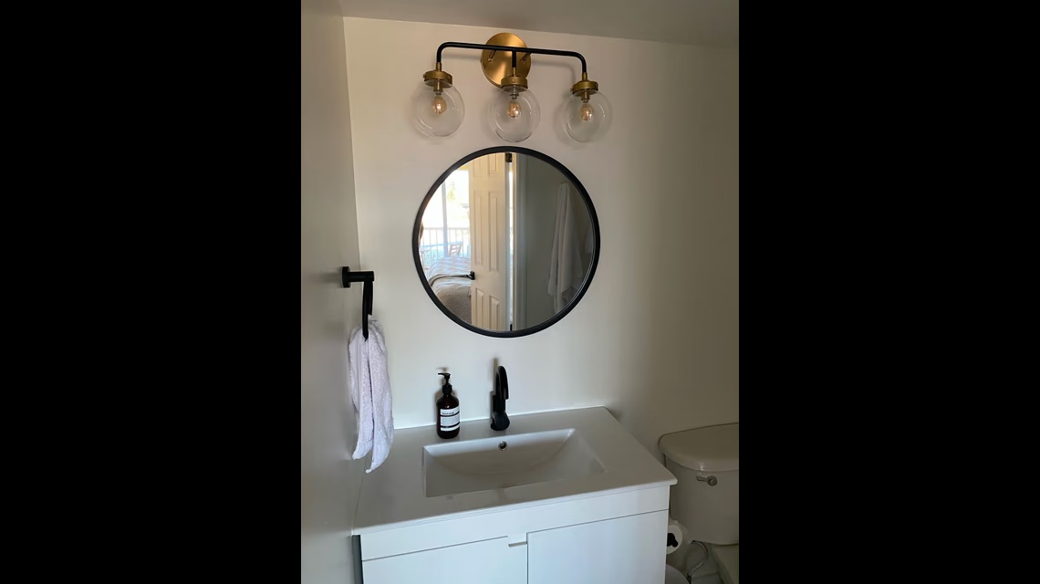 Ocean Club Renovated 2 Bed 2.5 Bath