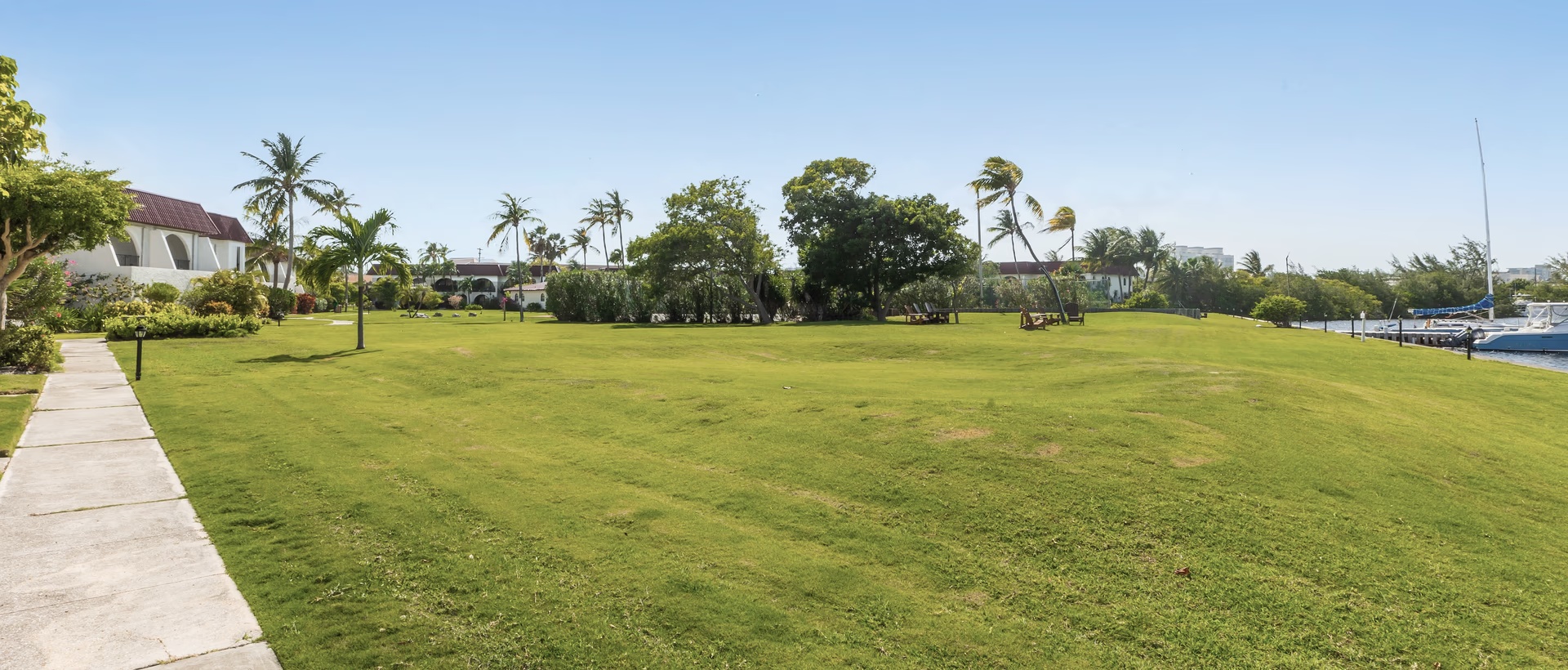 Lime Tree Bay Unique 4 Bed, 3.5 Bath With Water View
