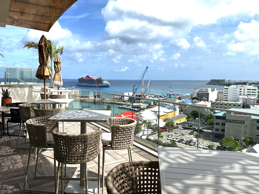 Onegt Residences #723 1 Bed | 1 Bath
