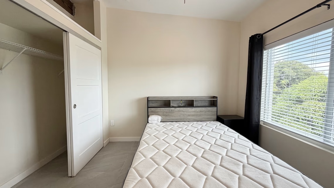 2 Bed / 2 Bath Rental Conveniently Located In G.t