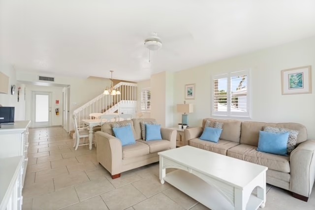 Silver Sands - Rare Opportunity To Long Term Let 1st Oct