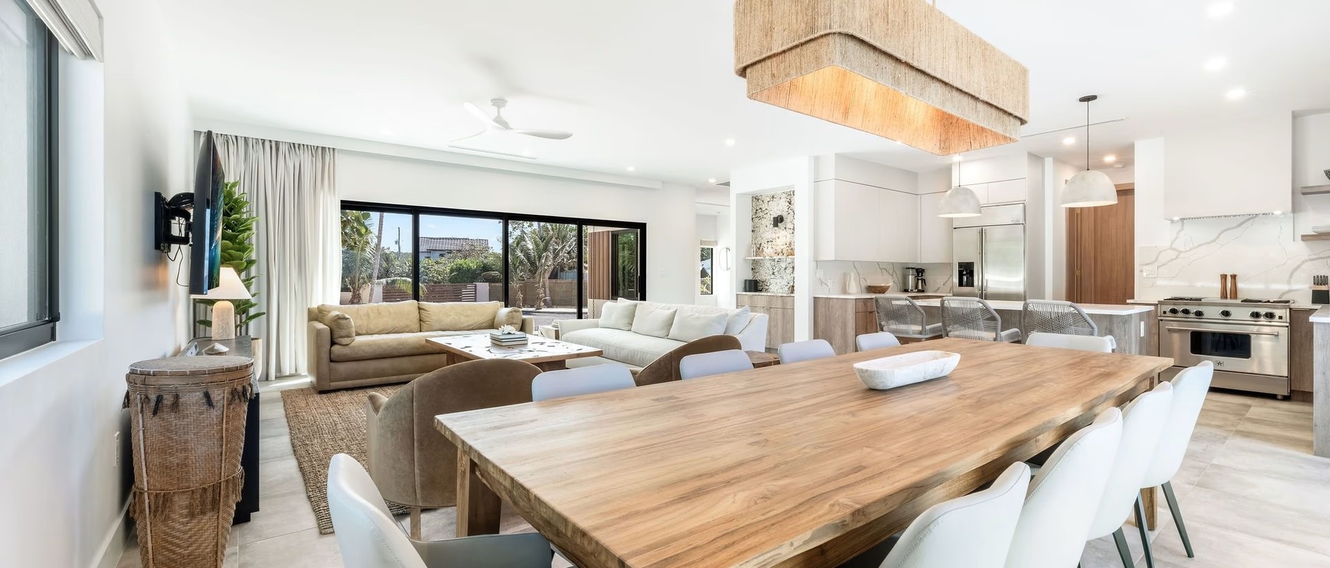 5 Bed Beach Front Estate - Halcyon Point