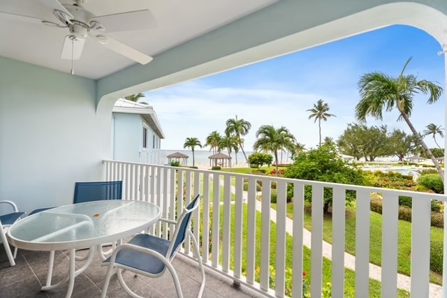 Silver Sands - Rare Opportunity To Long Term Let 1st Oct