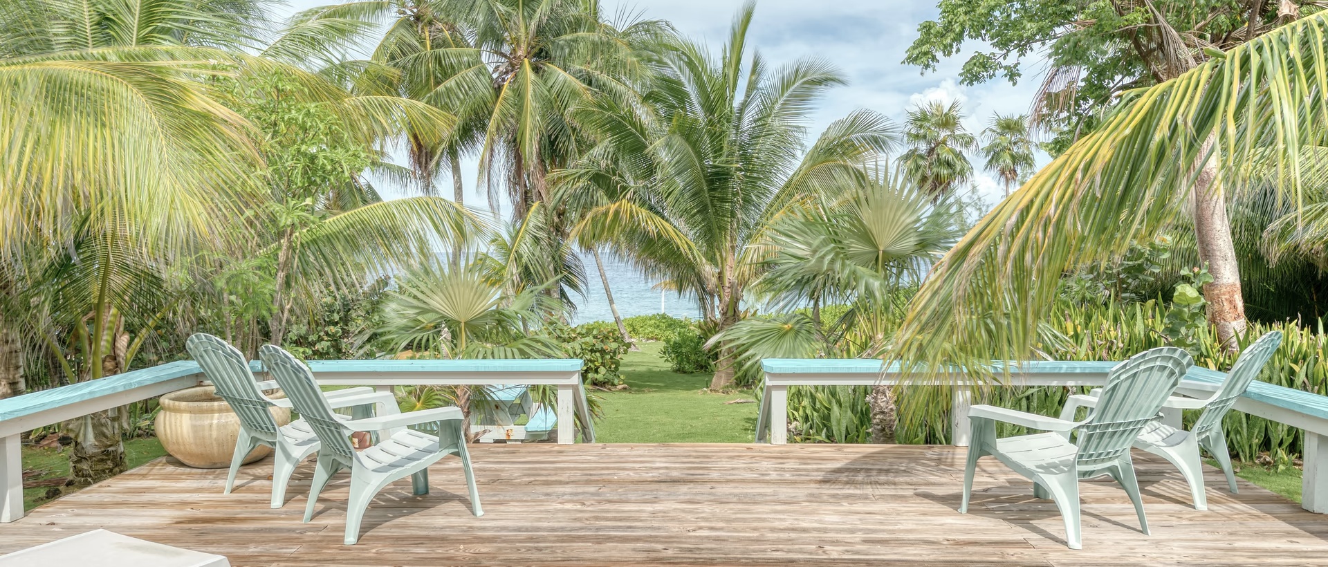 4 Bed Oceanfront Rental In West Bay