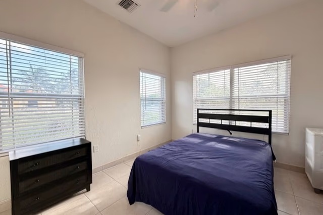 3 Bed Rental On Red Robin Dr
