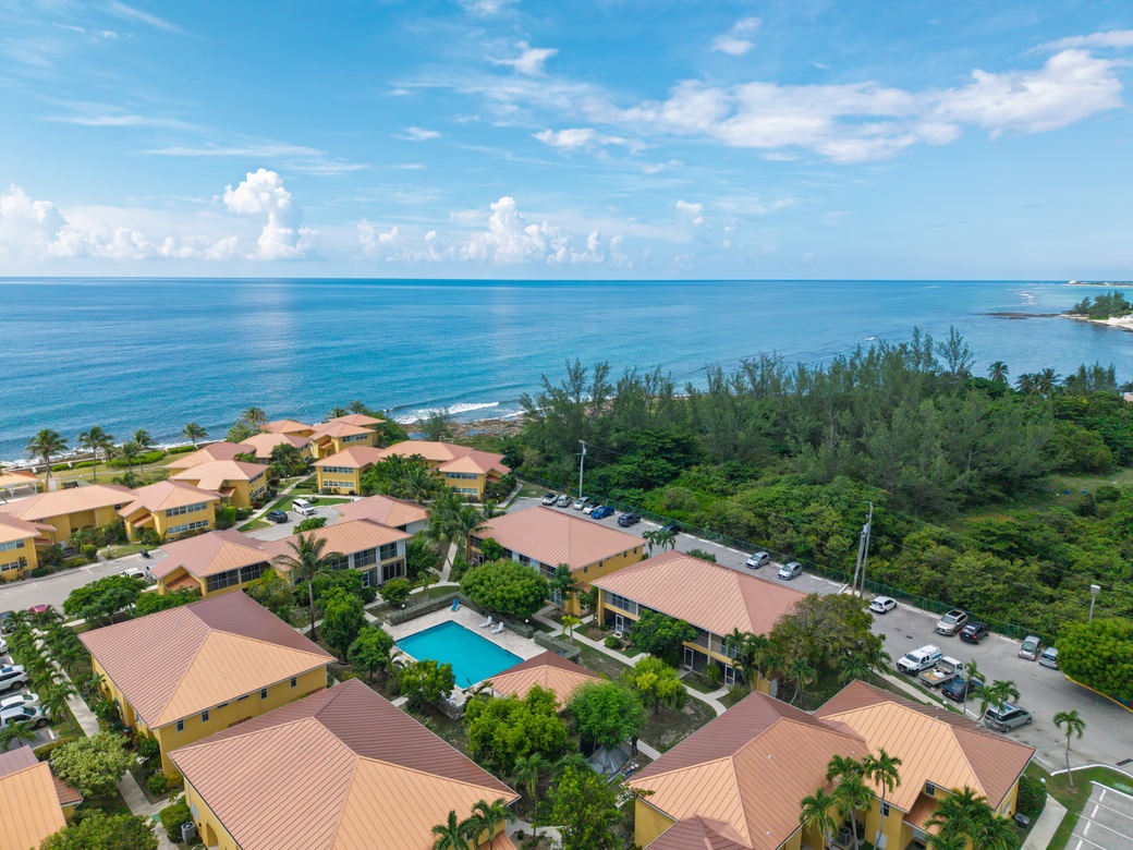 Ocean Club 2bed/2.5bath Condo