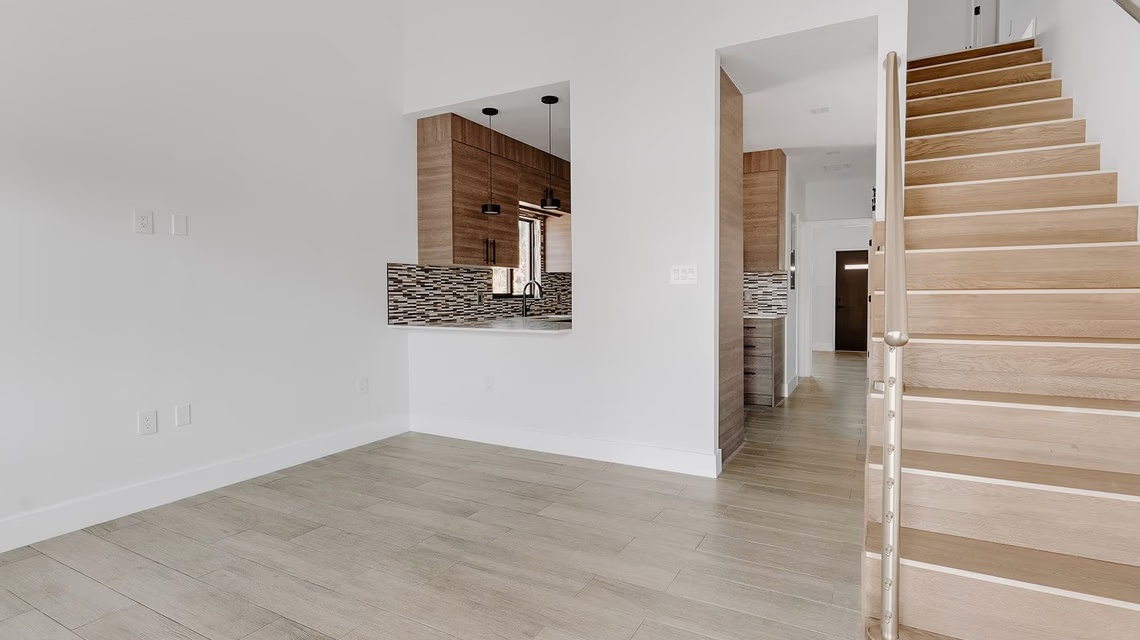 Kingsley Townhomes 2 Bed Plus Den Unit 2.