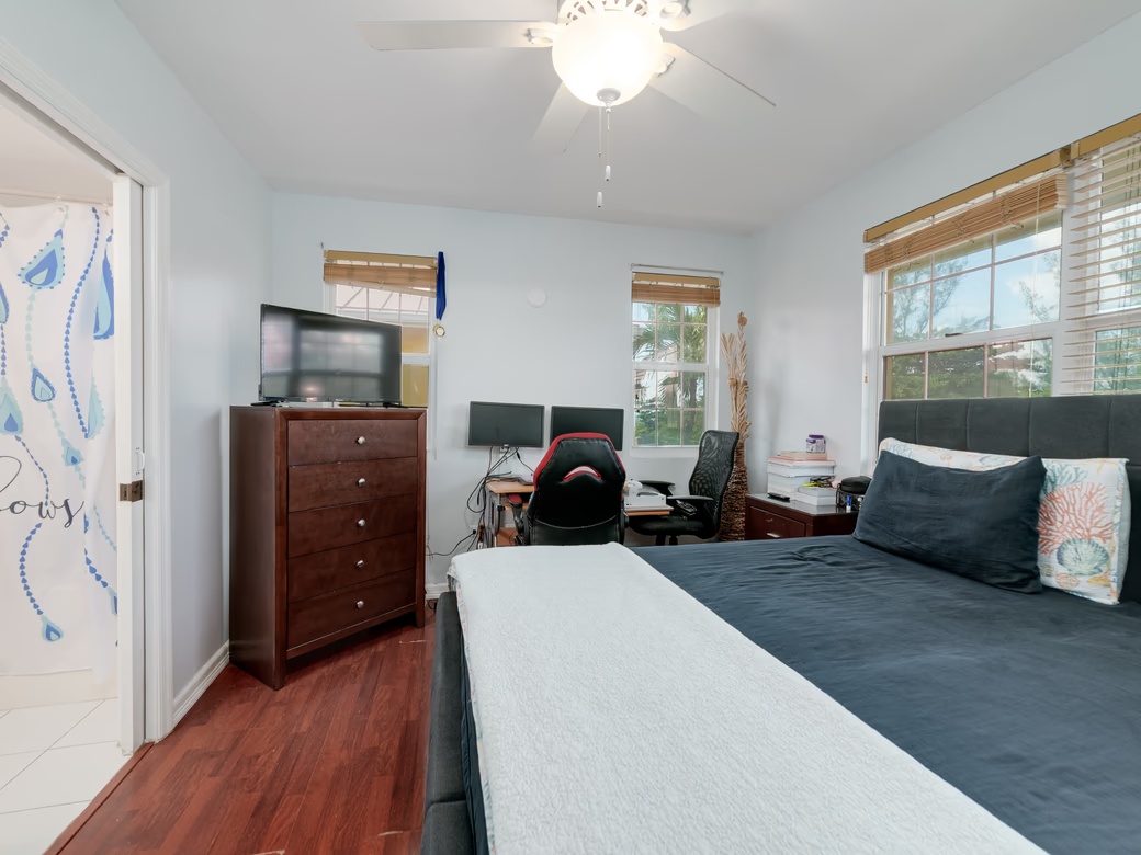 Ocean Club 2bed/2.5bath Condo