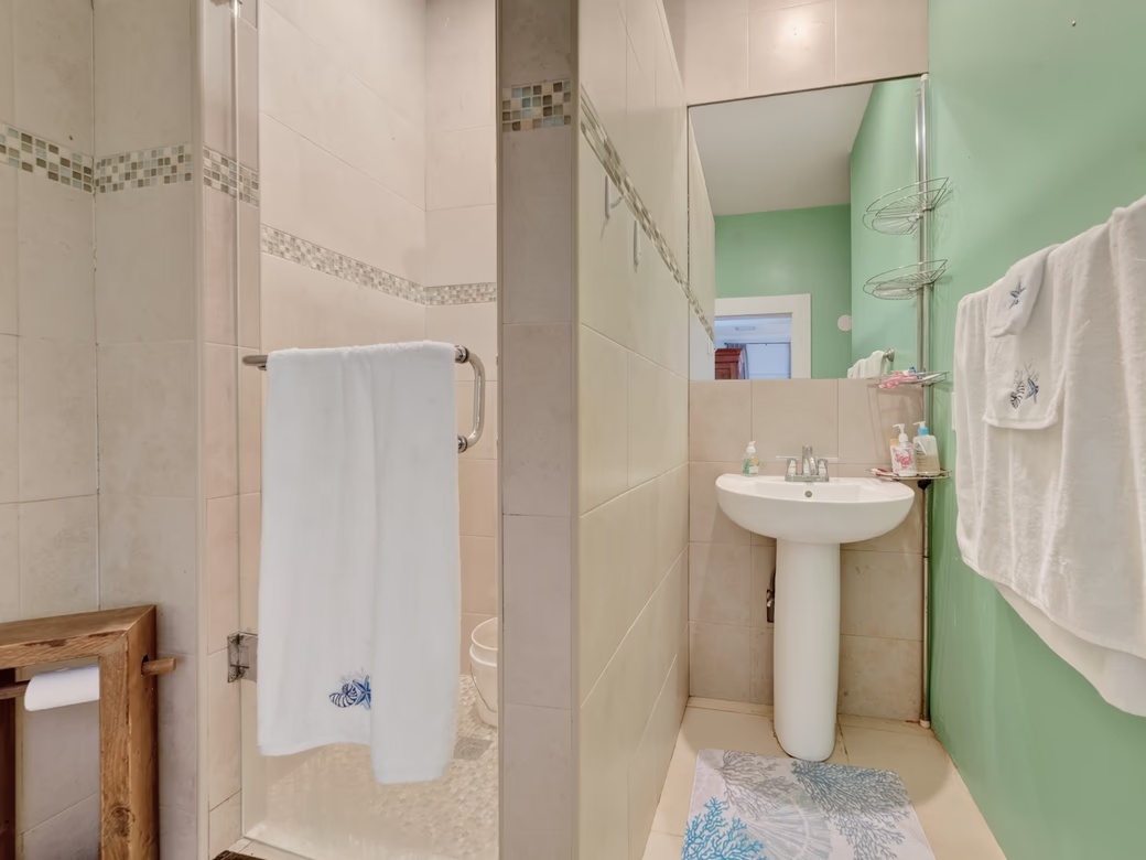 Savannah Newlands Family Home With Pool, Outside Bar & Income - Generating Guest Suite